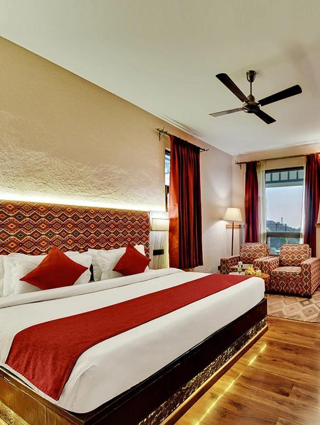 Tiaraa Jujurana Resort & Spa Dharamshala Esterno foto