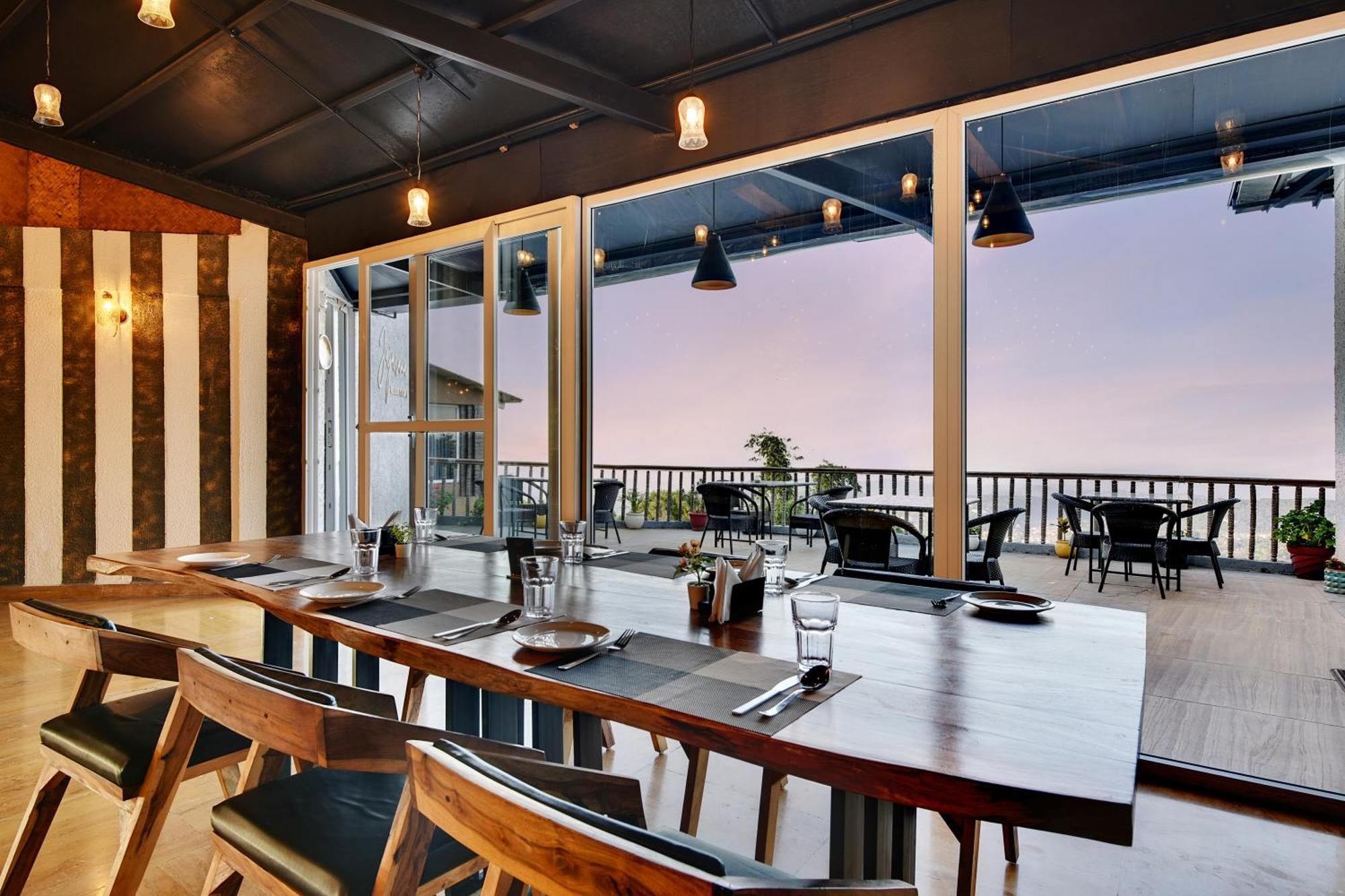Tiaraa Jujurana Resort & Spa Dharamshala Esterno foto